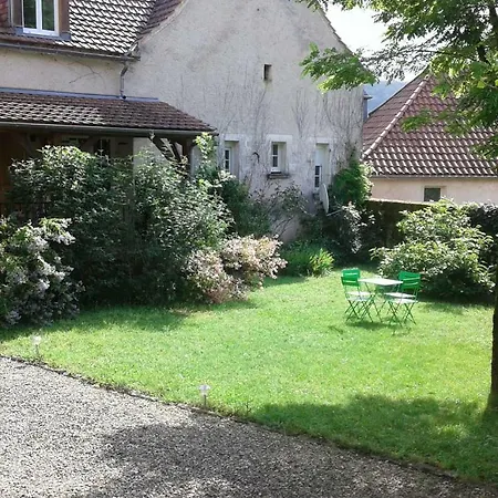 Holiday home Chateau Yiongy Degagnac